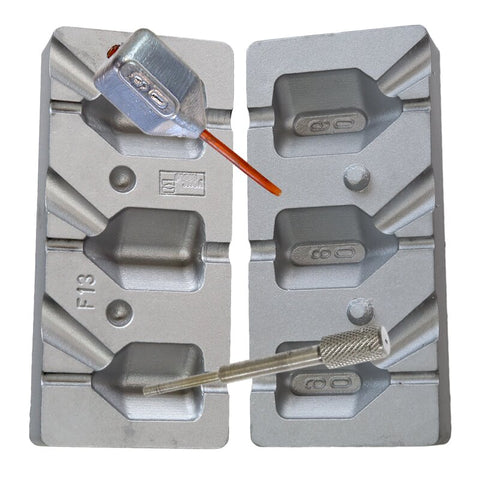 Self-tapping lead mold 013